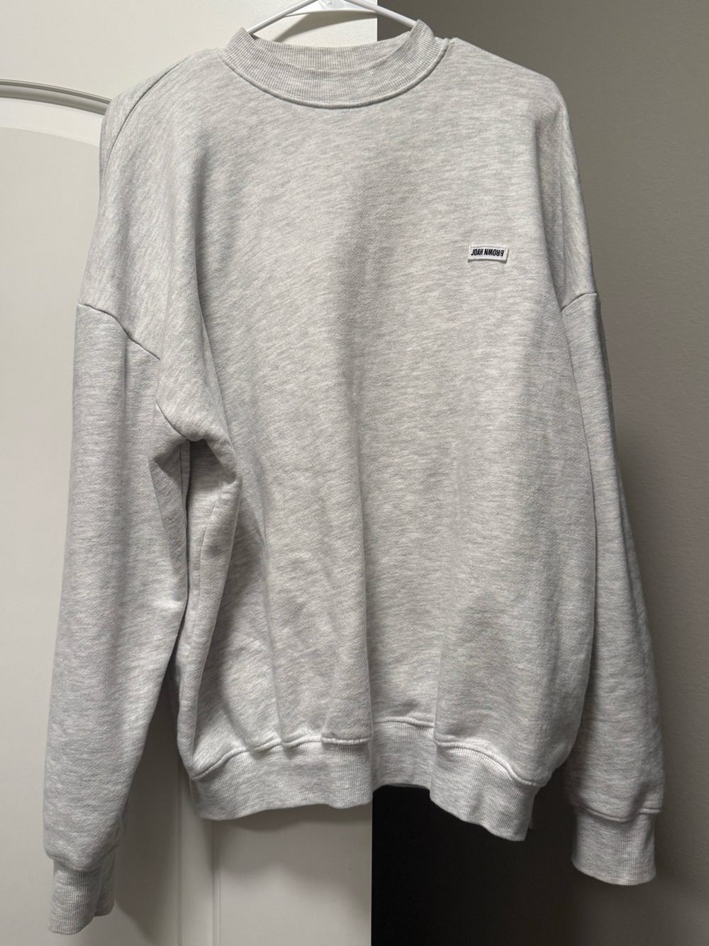 Joah Brown Classic Crew Pullover in Pearl Grey - Picture 4 of 9